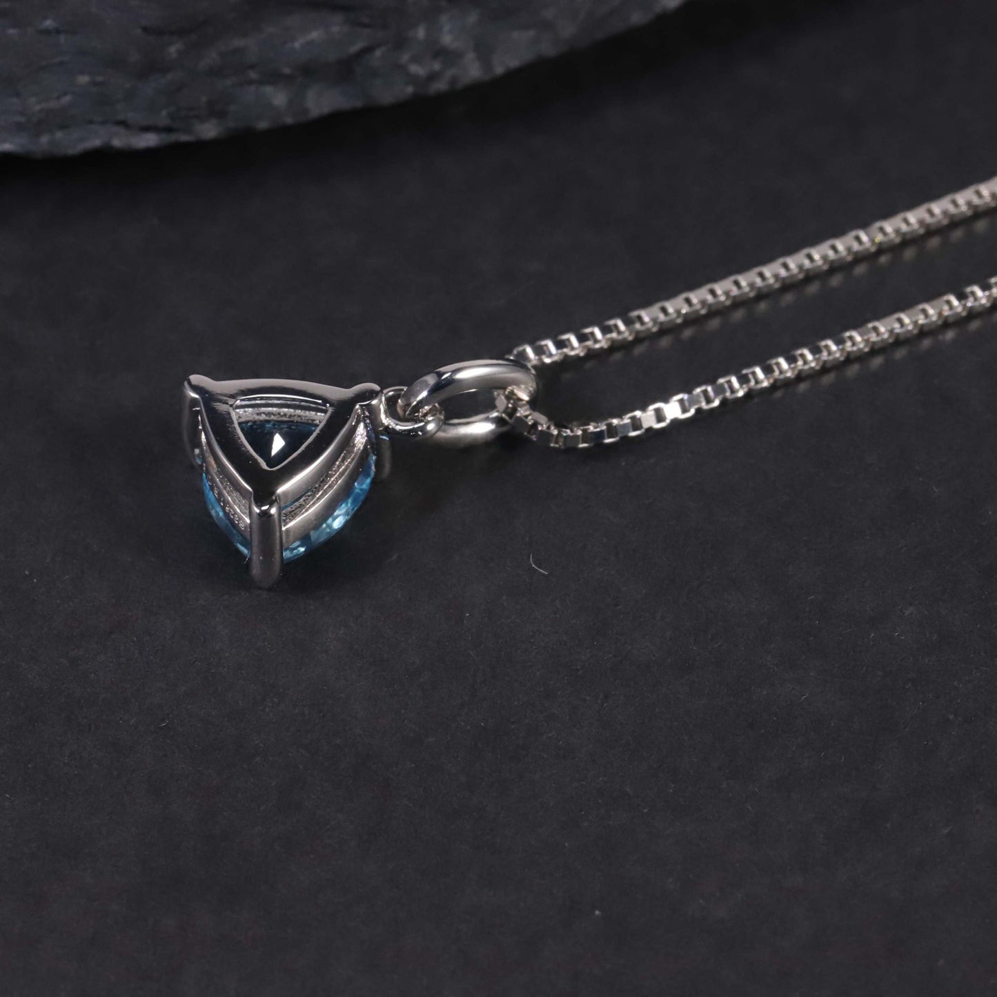 Irosk Tri Necklace in Sterling Silver -  Aquamarine