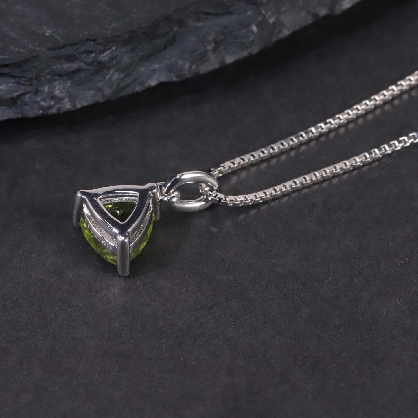 Irosk Tri Necklace in Sterling Silver -  Peridot